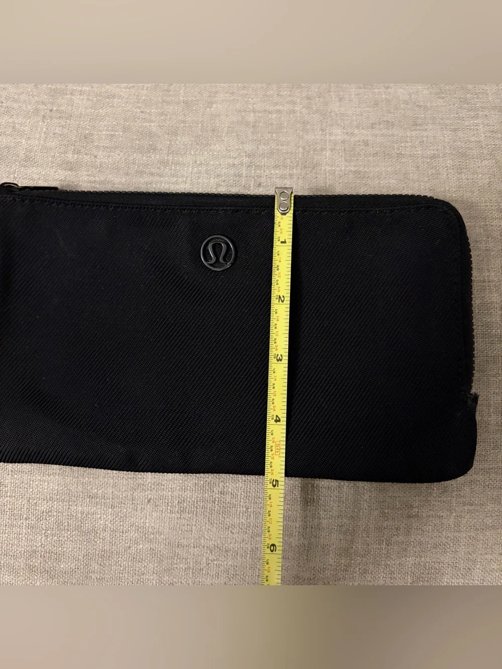 Lululemon Double Zipper Compartment Wristlet Black